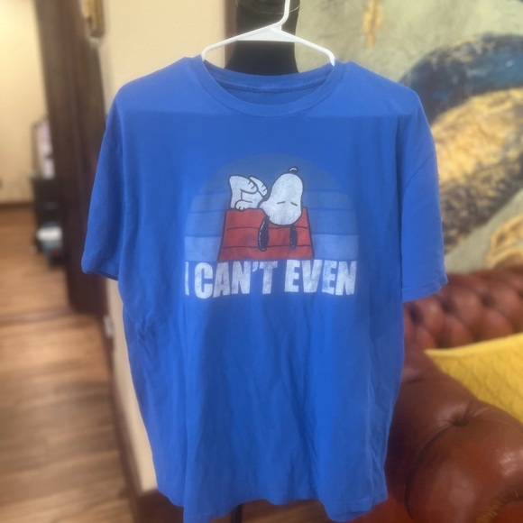 Blue Graphic Snoopy T-Shirt size large - Picture 1 of 4